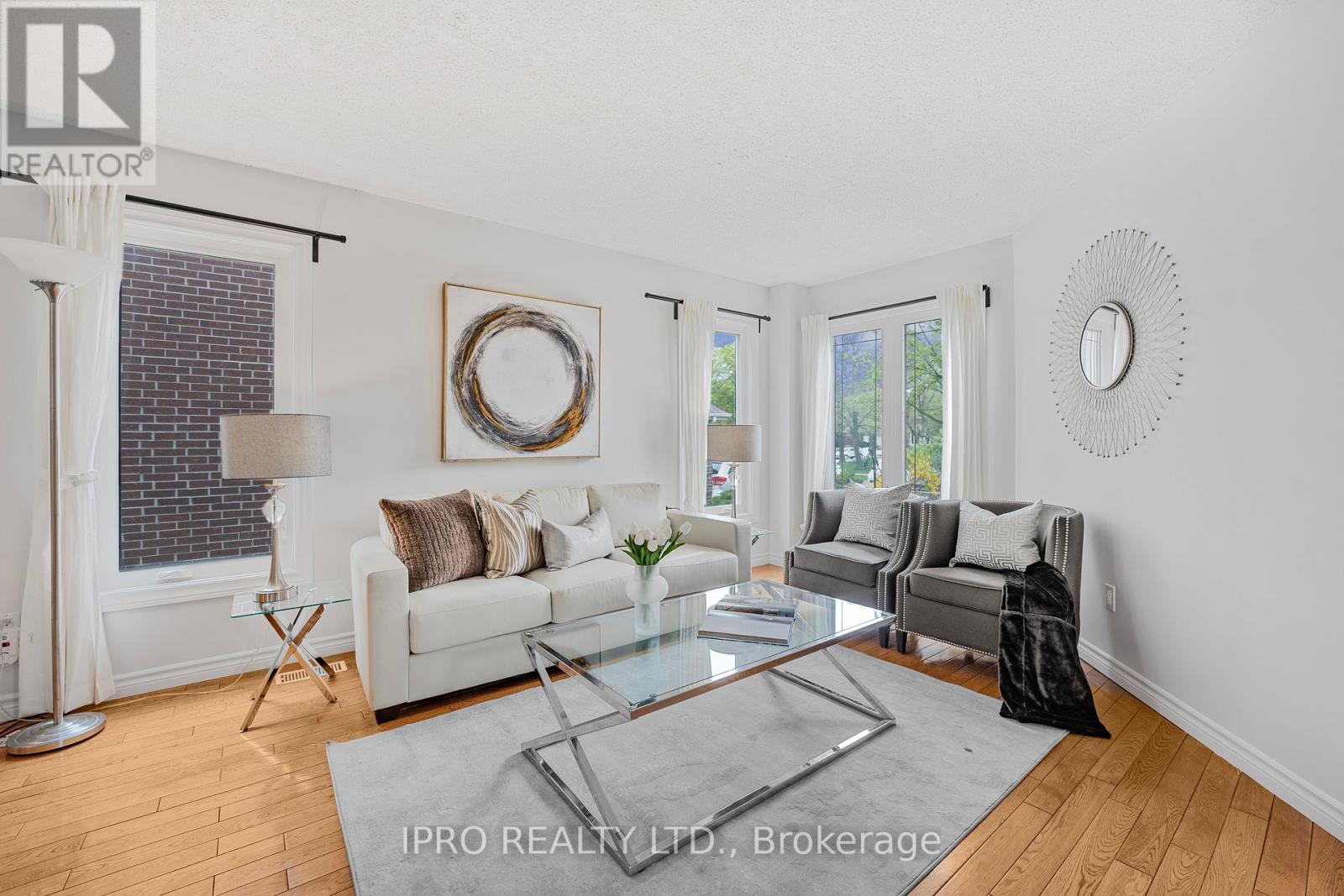 












6811 EDENWOOD DRIVE

,
Mississauga (Meadowvale),




Ontario
L5N3X9

