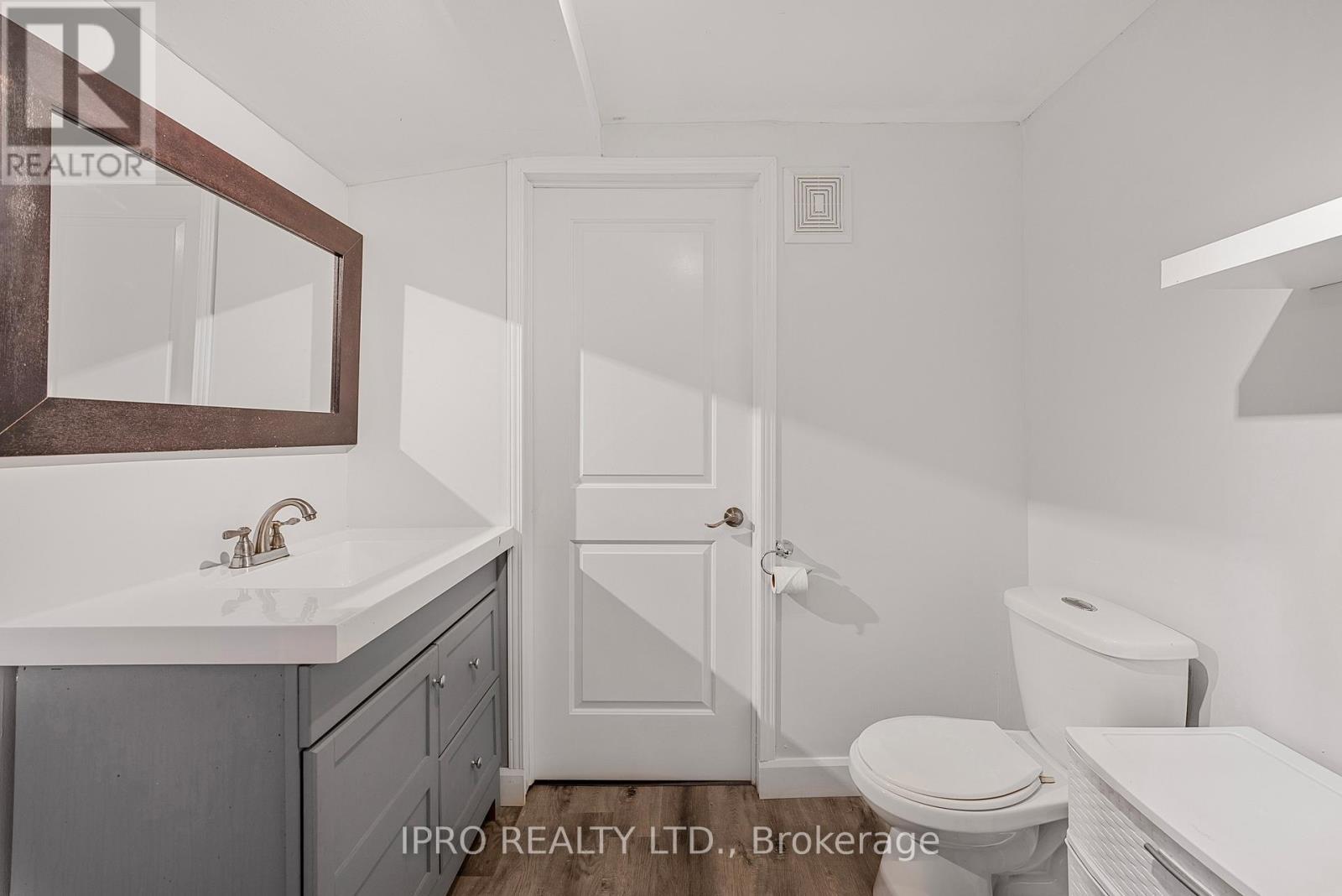 












6811 EDENWOOD DRIVE

,
Mississauga (Meadowvale),




Ontario
L5N3X9

