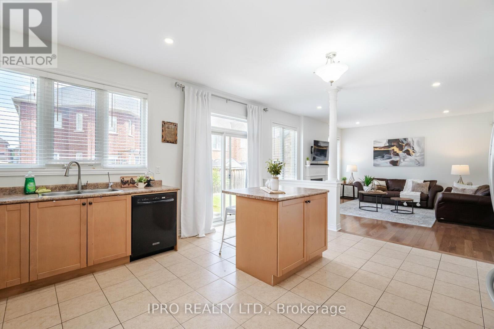 












265 SCOTT BOULEVARD

,
Milton (SC Scott),




Ontario
L9T6Z8

