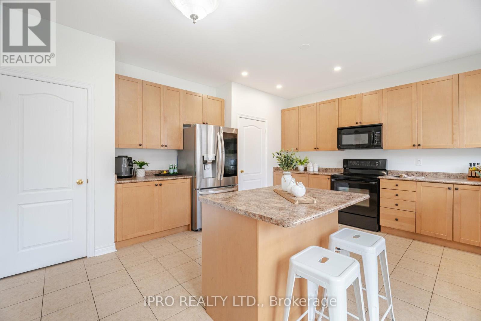 












265 SCOTT BOULEVARD

,
Milton (SC Scott),




Ontario
L9T6Z8

