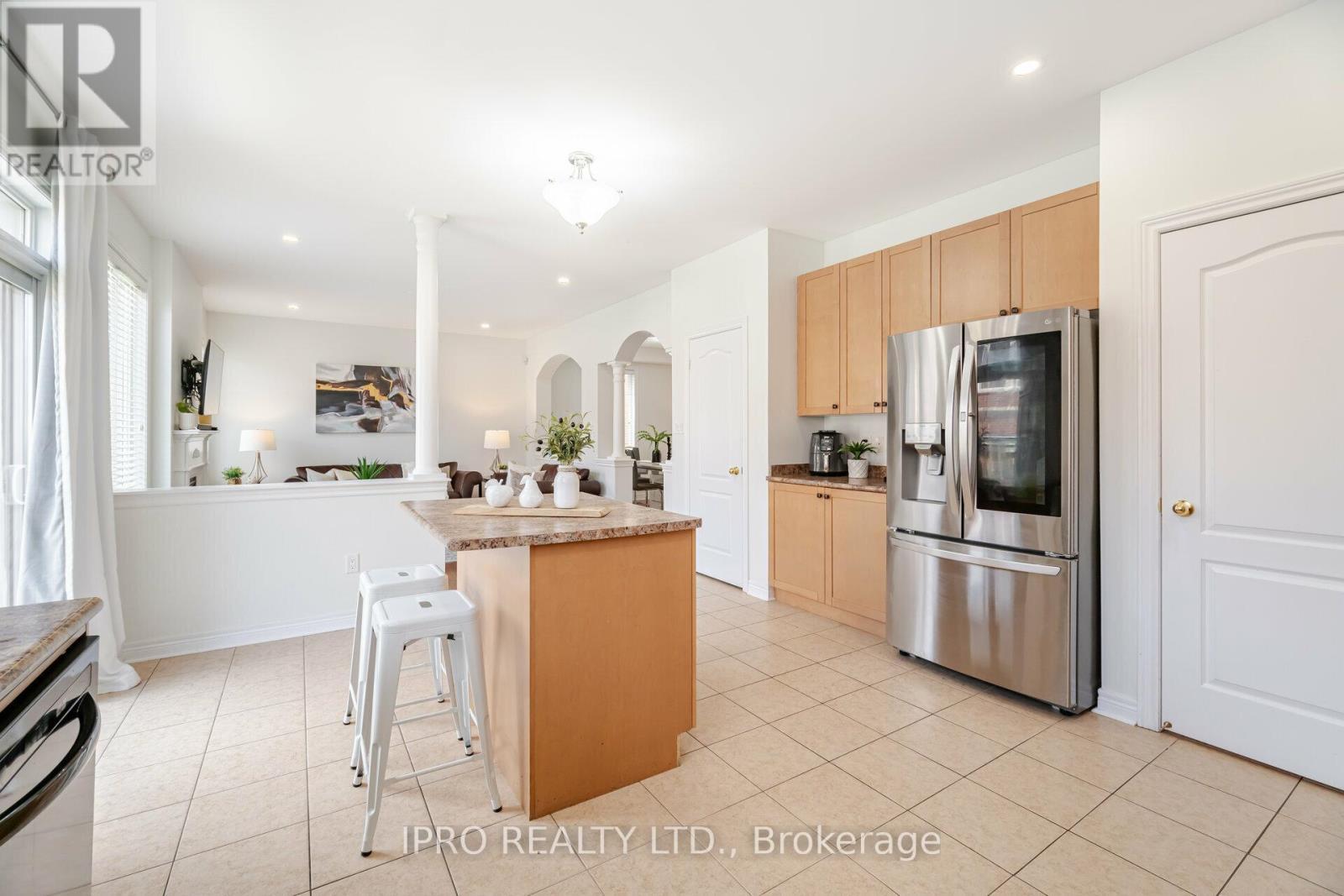 












265 SCOTT BOULEVARD

,
Milton (SC Scott),




Ontario
L9T6Z8

