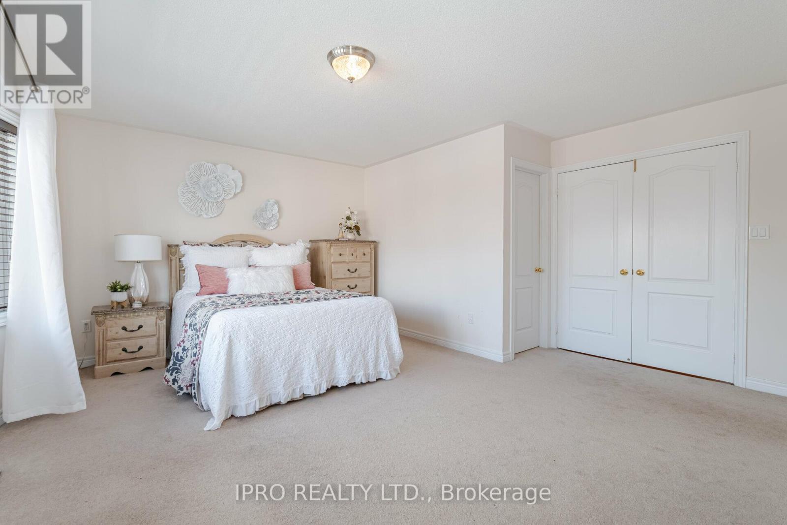 












265 SCOTT BOULEVARD

,
Milton (SC Scott),




Ontario
L9T6Z8

