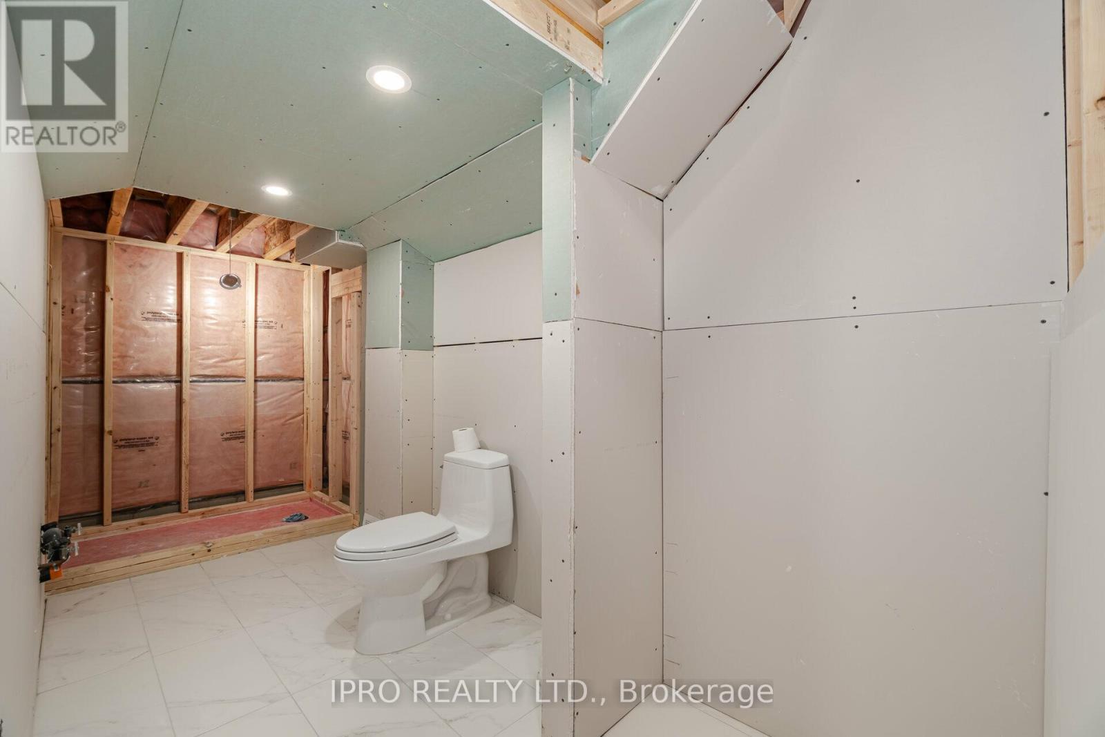 












265 SCOTT BOULEVARD

,
Milton (SC Scott),




Ontario
L9T6Z8

