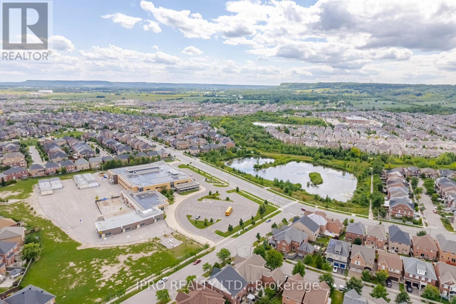 












265 SCOTT BOULEVARD

,
Milton (SC Scott),




Ontario
L9T6Z8

