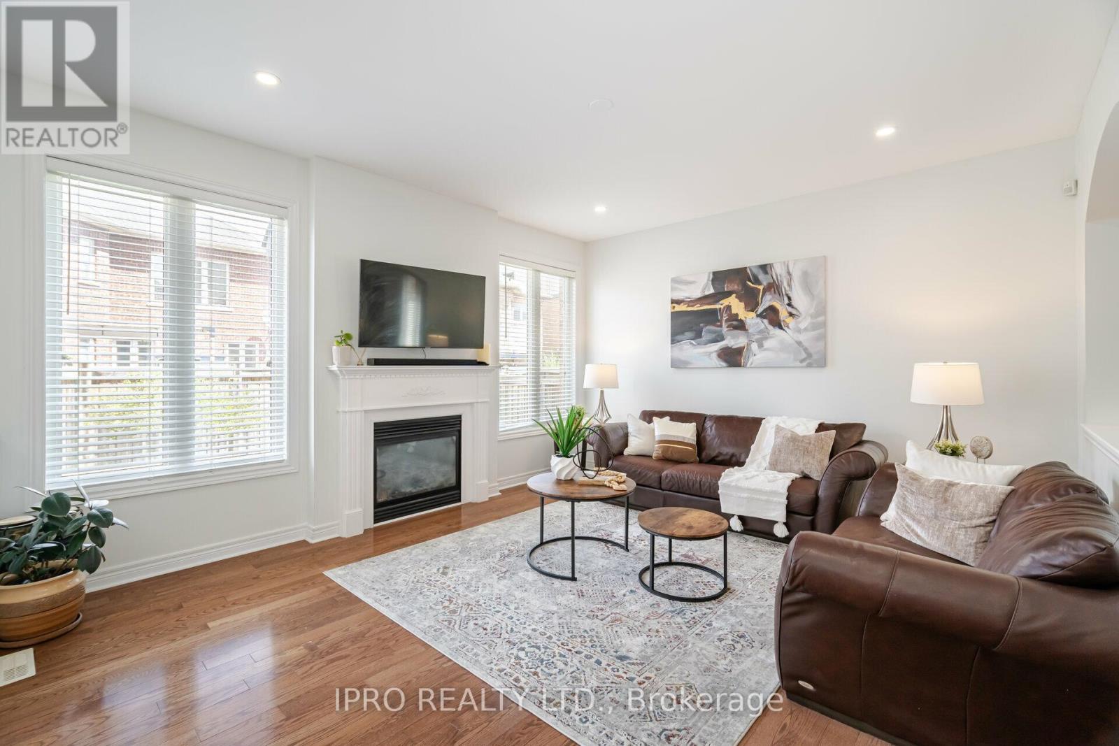 












265 SCOTT BOULEVARD

,
Milton (SC Scott),




Ontario
L9T6Z8

