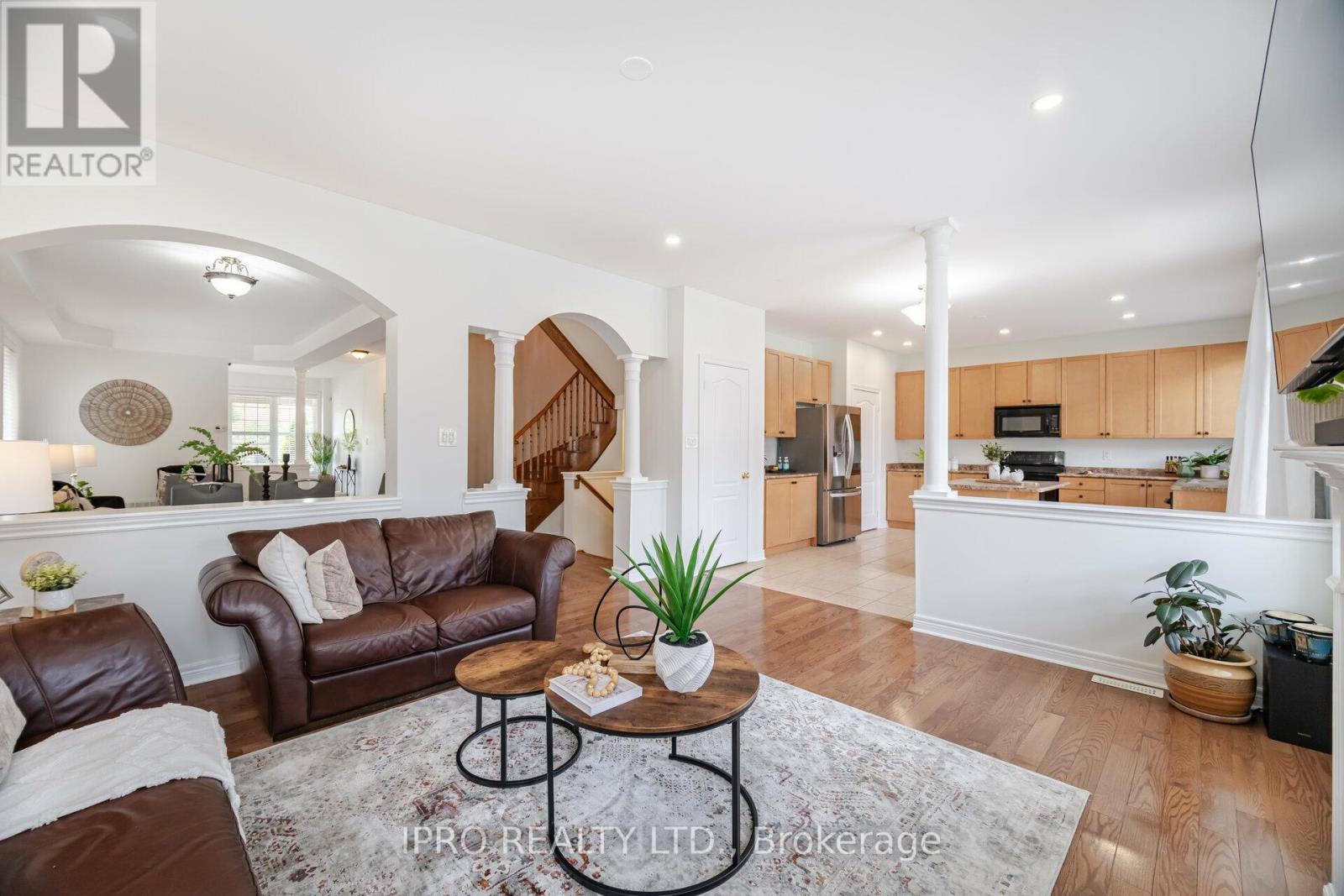 












265 SCOTT BOULEVARD

,
Milton (SC Scott),




Ontario
L9T6Z8

