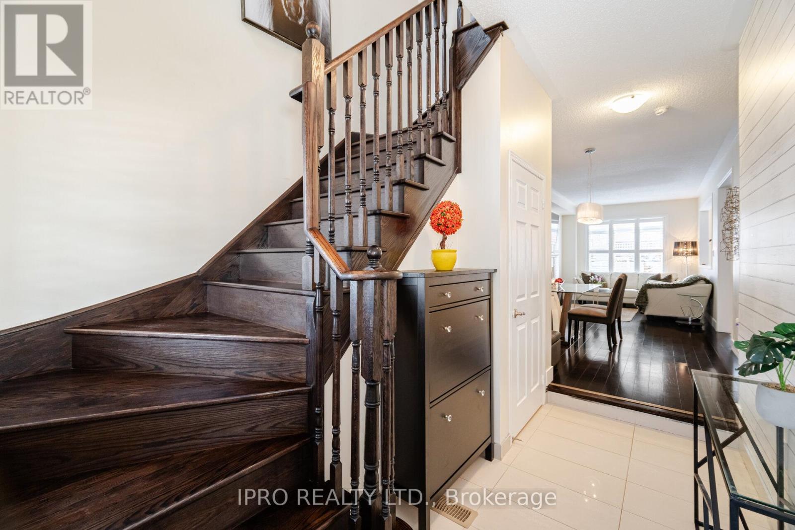 












14 DUFFEL CRESCENT

,
Halton Hills (Georgetown),




Ontario
L7G0H7

