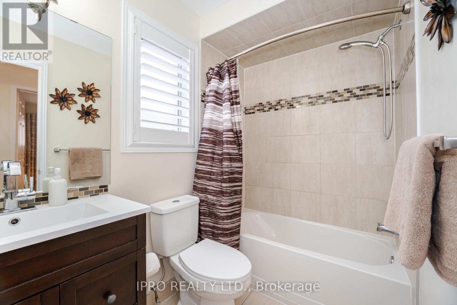 












14 DUFFEL CRESCENT

,
Halton Hills (Georgetown),




Ontario
L7G0H7


