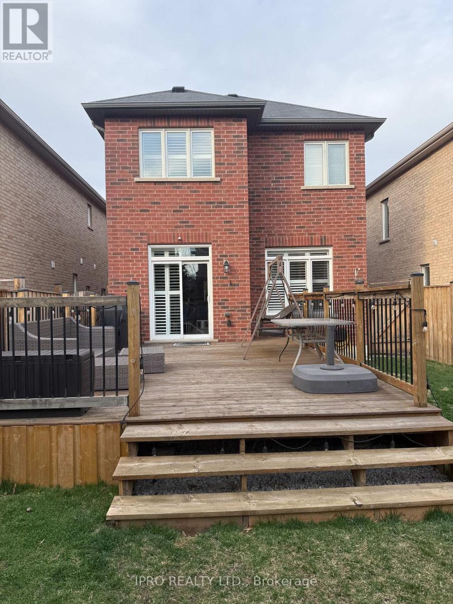 












14 DUFFEL CRESCENT

,
Halton Hills (Georgetown),




Ontario
L7G0H7

