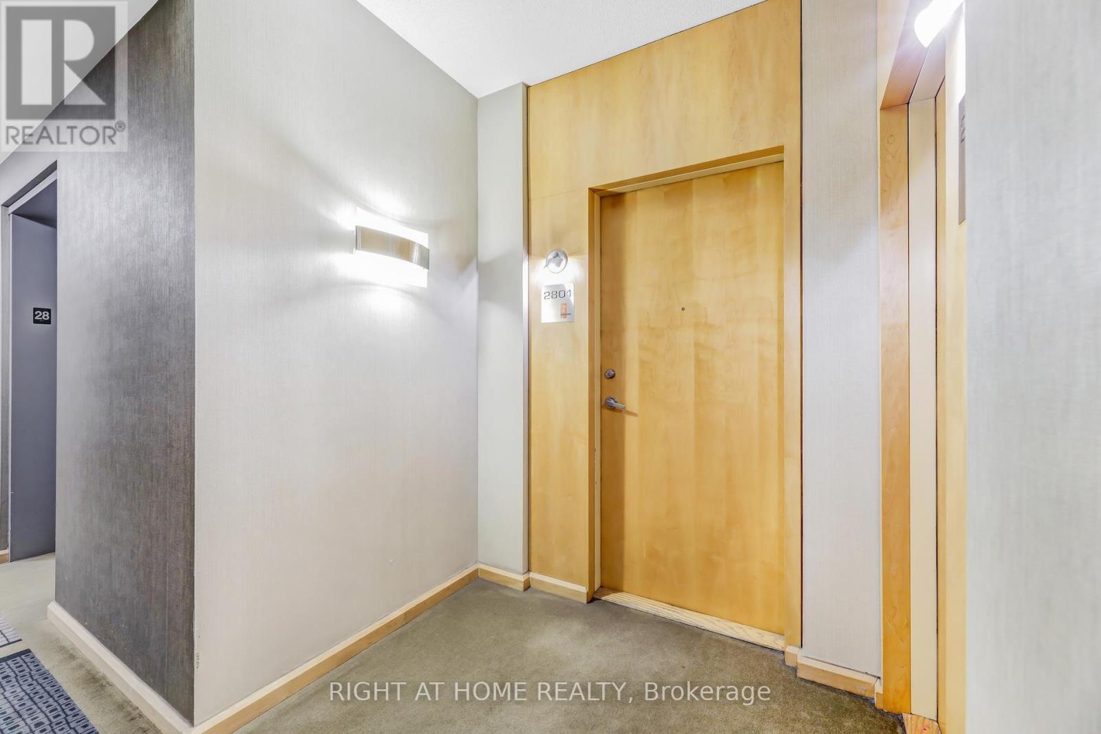 












2801 - 3939 DUKE OF YORK BOULEVARD

,
Mississauga (City Centre),




Ontario
L5B4N2

