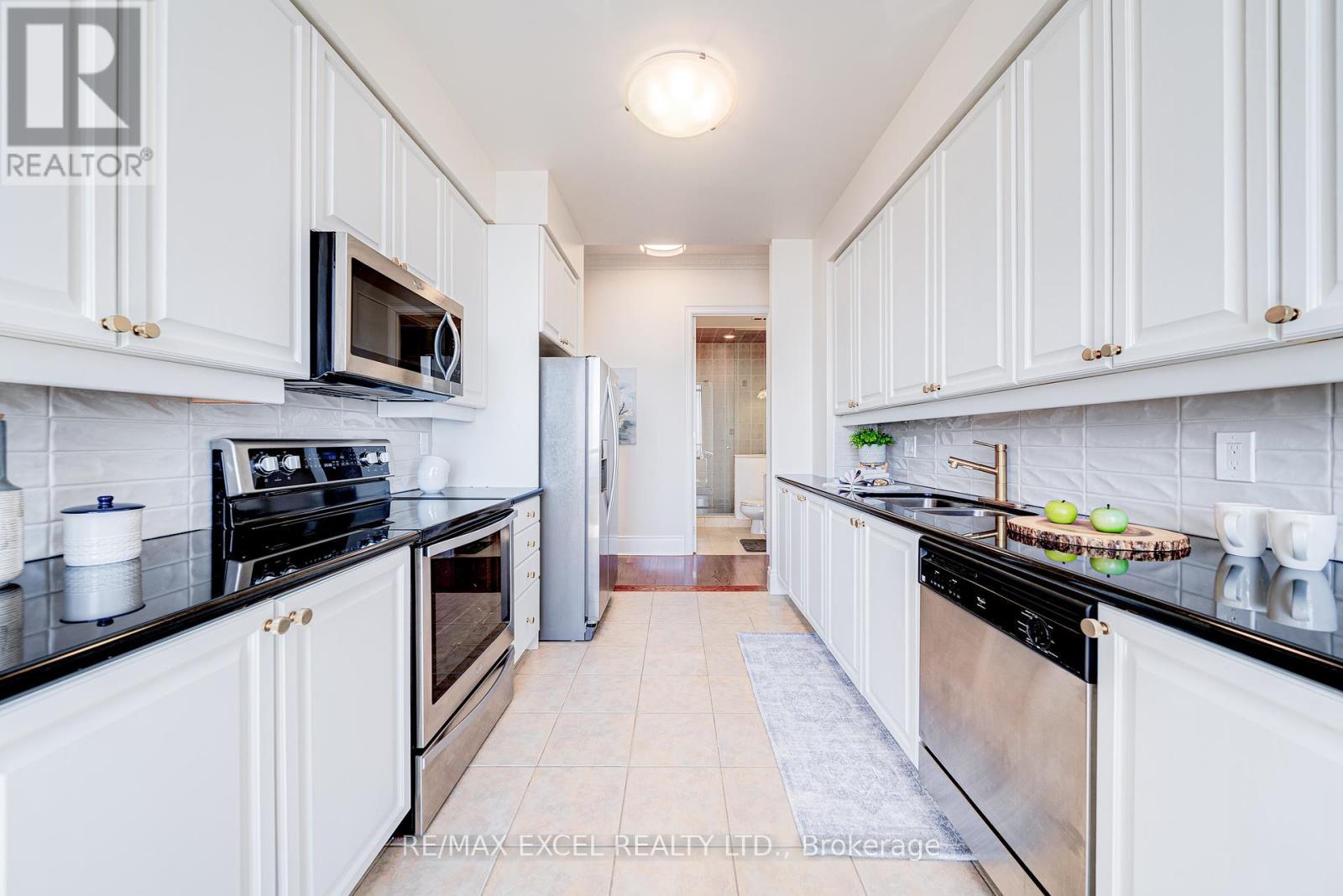 












GPH9 - 3880 DUKE OF YORK BOULEVARD

,
Mississauga (City Centre),




Ontario
L5B4M7

