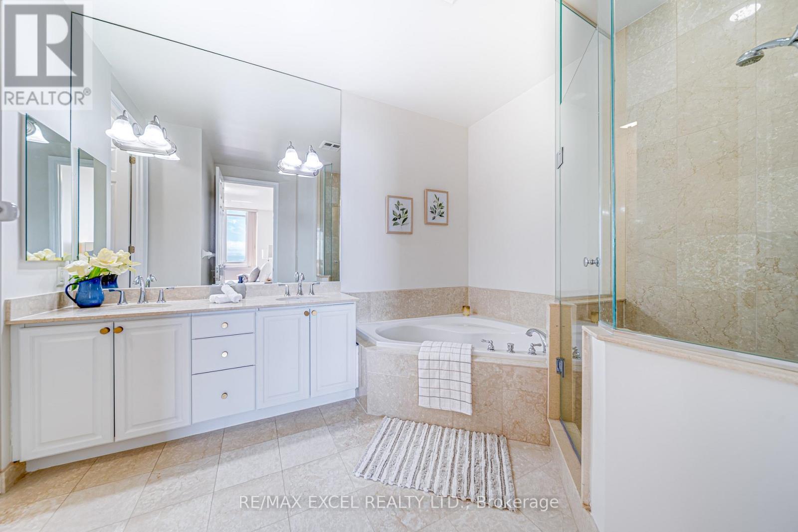 












GPH9 - 3880 DUKE OF YORK BOULEVARD

,
Mississauga (City Centre),




Ontario
L5B4M7

