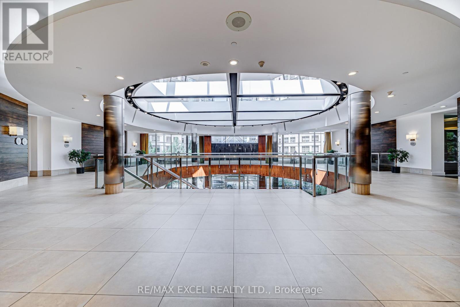 












GPH9 - 3880 DUKE OF YORK BOULEVARD

,
Mississauga (City Centre),




Ontario
L5B4M7

