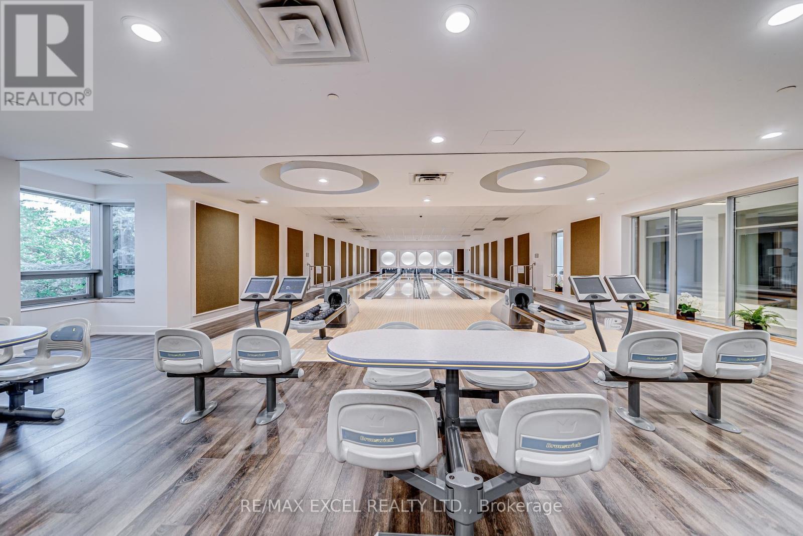 












GPH9 - 3880 DUKE OF YORK BOULEVARD

,
Mississauga (City Centre),




Ontario
L5B4M7

