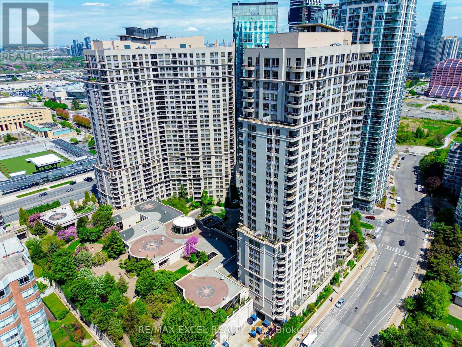 












GPH9 - 3880 DUKE OF YORK BOULEVARD

,
Mississauga (City Centre),




Ontario
L5B4M7

