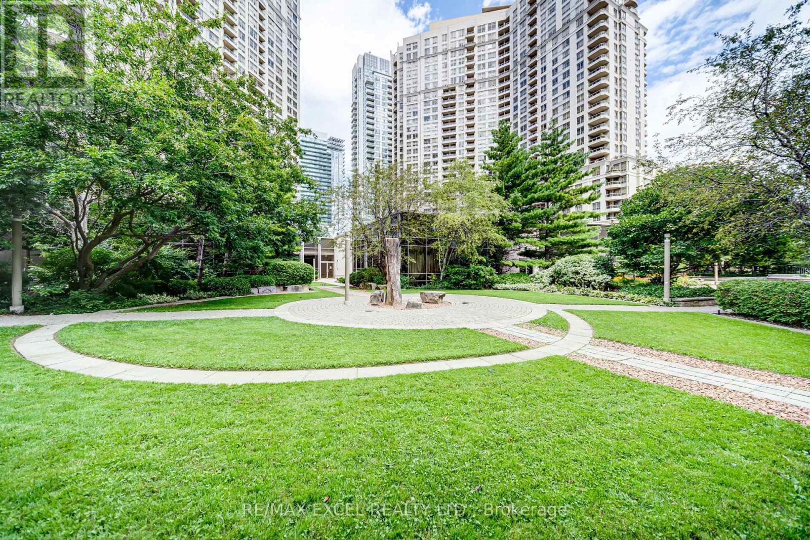 












GPH9 - 3880 DUKE OF YORK BOULEVARD

,
Mississauga (City Centre),




Ontario
L5B4M7

