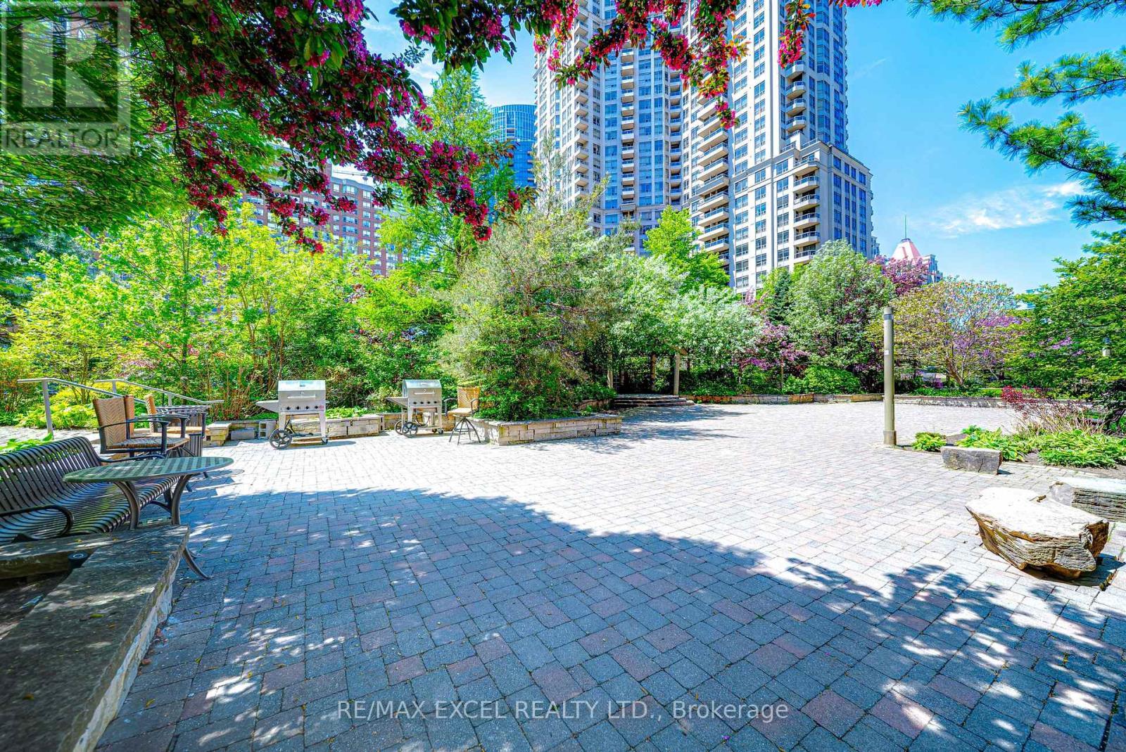 












GPH9 - 3880 DUKE OF YORK BOULEVARD

,
Mississauga (City Centre),




Ontario
L5B4M7


