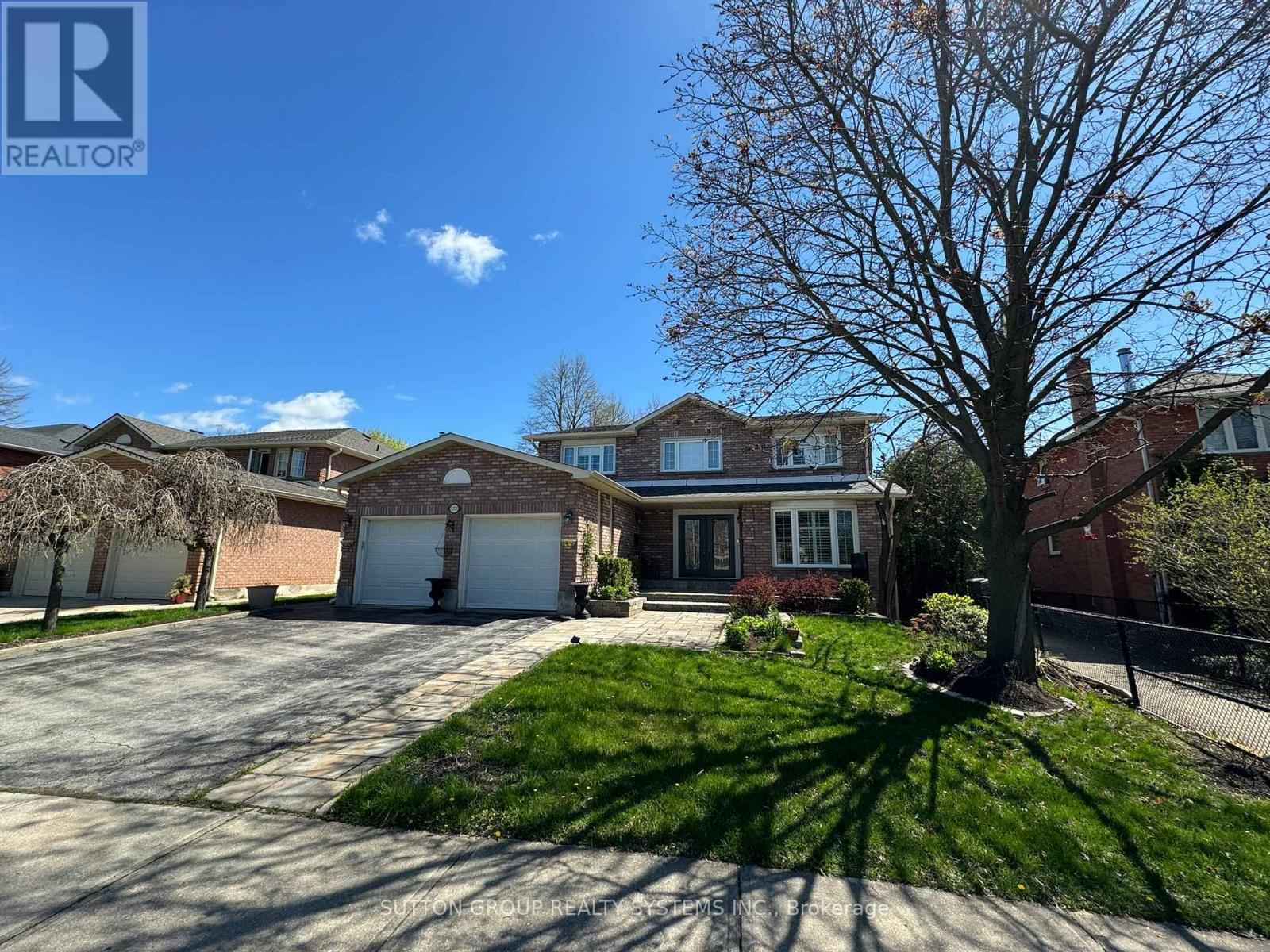 












UPPER - 1232 BONNYBANK COURT

,
Oakville (GA Glen Abbey),




Ontario
L6M1V7

