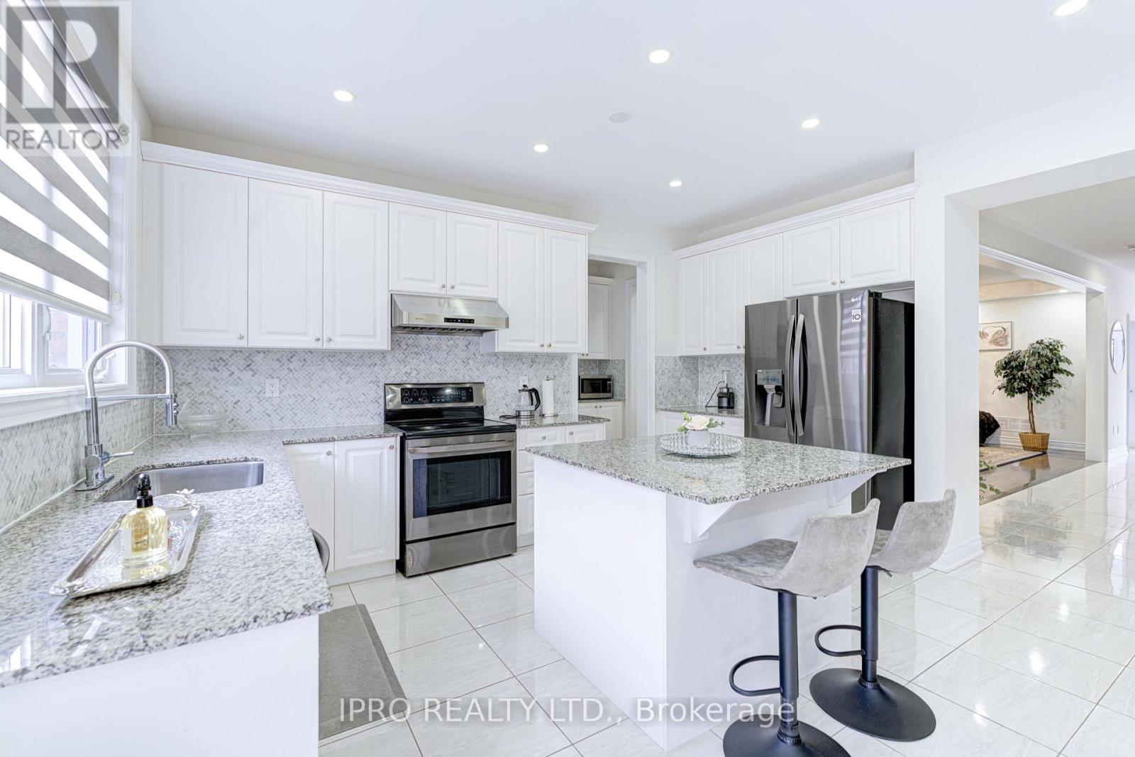 












5 ARIES STREET

,
Brampton (Credit Valley),




Ontario
L6Y5Z2

