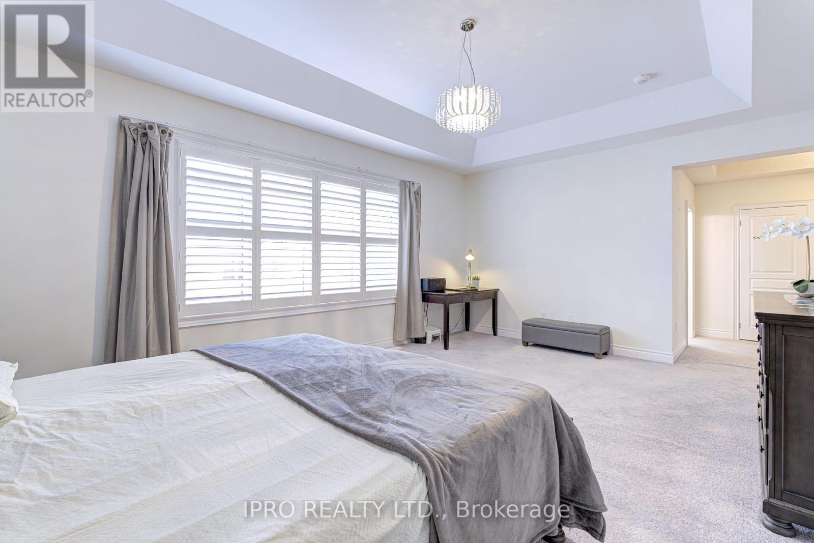 












5 ARIES STREET

,
Brampton (Credit Valley),




Ontario
L6Y5Z2

