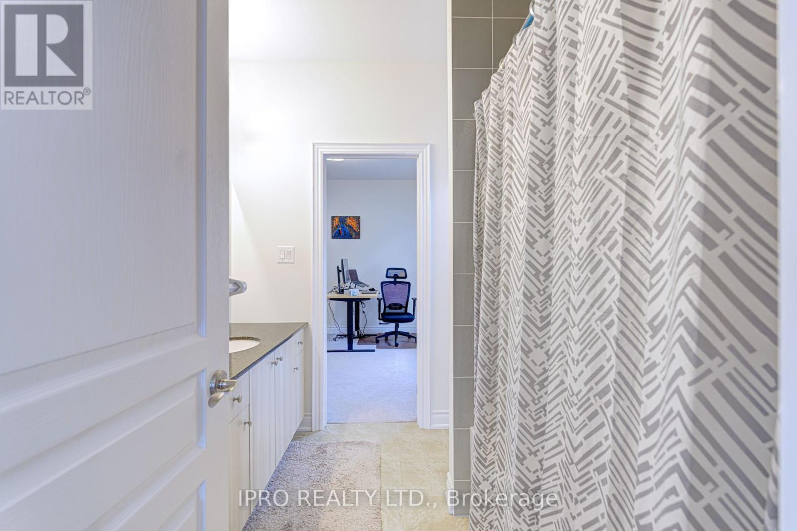 












5 ARIES STREET

,
Brampton (Credit Valley),




Ontario
L6Y5Z2


