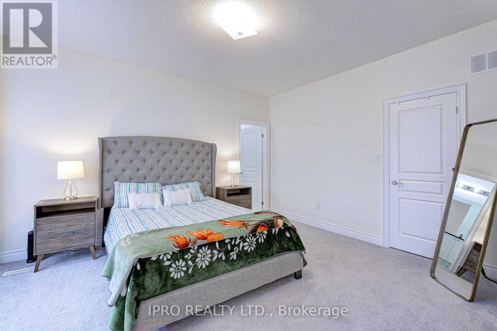 












5 ARIES STREET

,
Brampton (Credit Valley),




Ontario
L6Y5Z2

