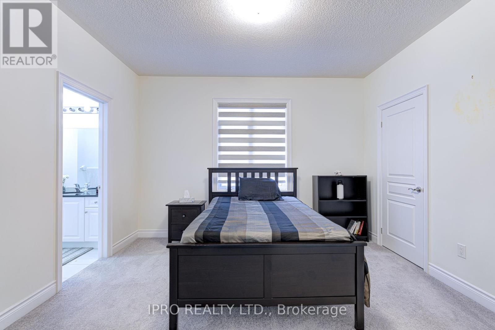 












5 ARIES STREET

,
Brampton (Credit Valley),




Ontario
L6Y5Z2

