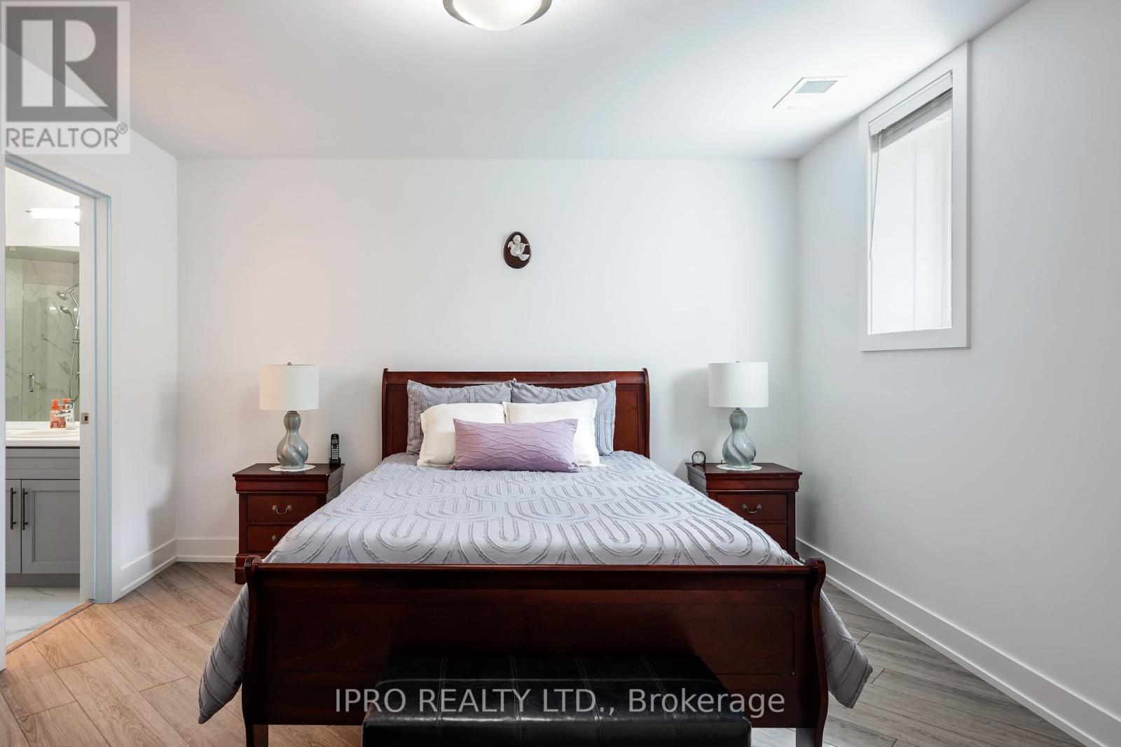 












104 - 17 CENTRE STREET

,
Orangeville,




Ontario
L9W7S6

