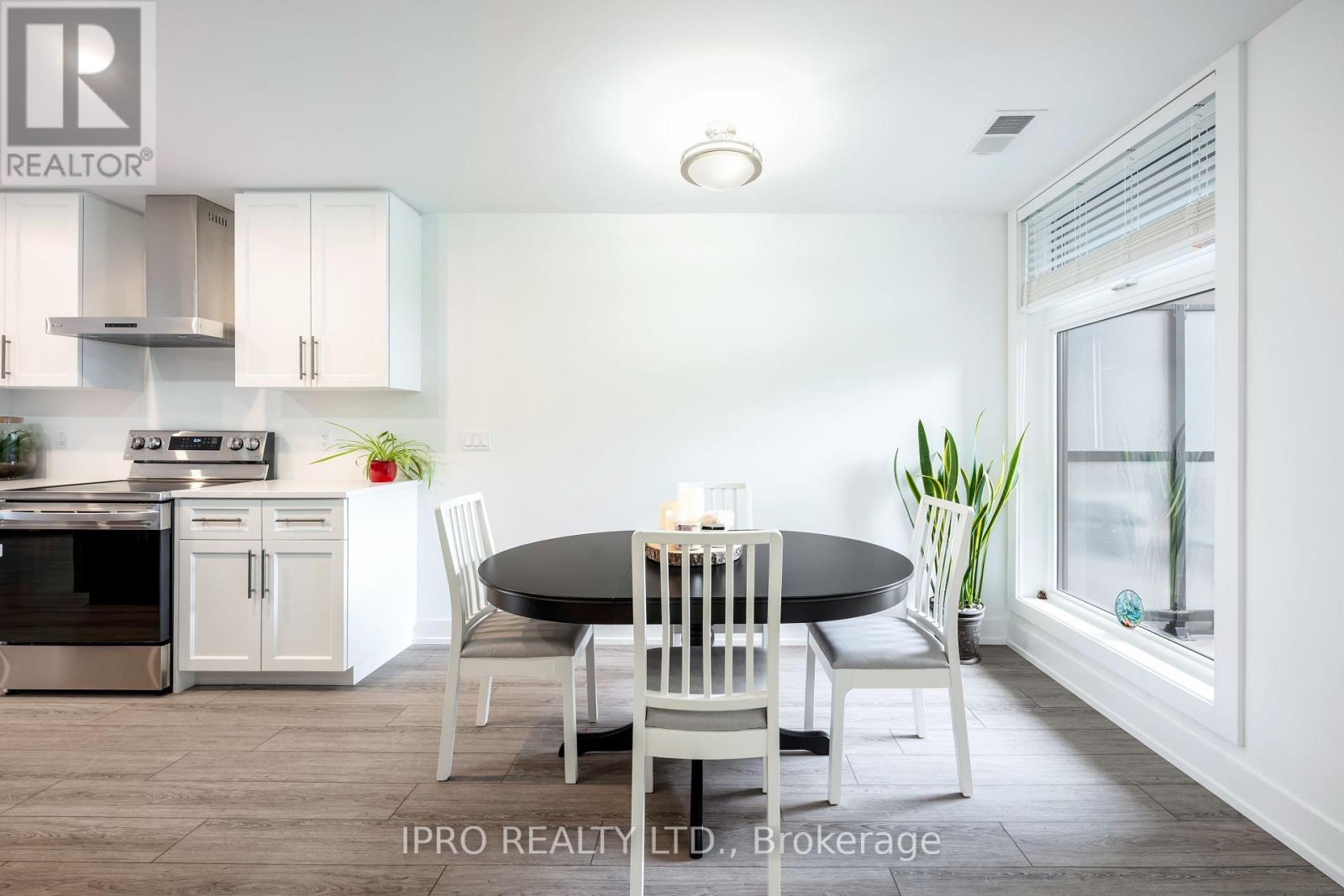 












104 - 17 CENTRE STREET

,
Orangeville,




Ontario
L9W7S6

