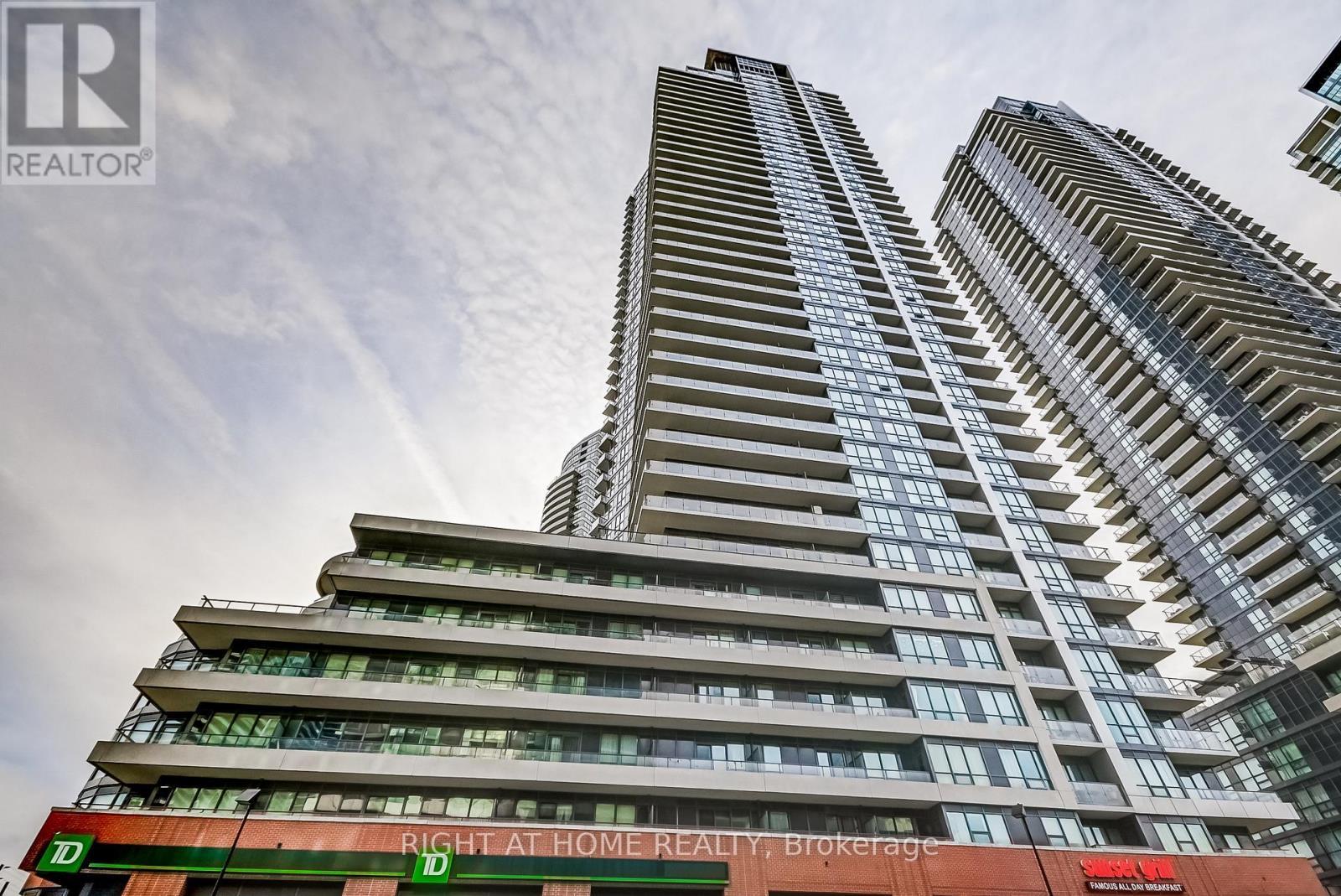 












2710 - 2212 LAKE SHORE BOULEVARD W

,
Toronto (Mimico),




Ontario
M8V1A4

