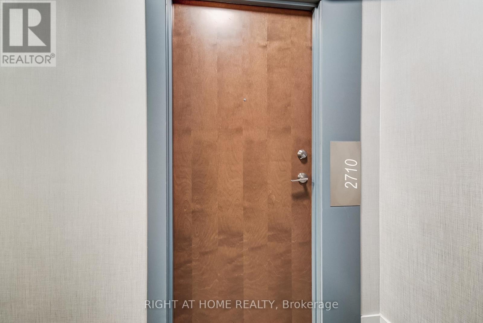 












2710 - 2212 LAKE SHORE BOULEVARD W

,
Toronto (Mimico),




Ontario
M8V1A4

