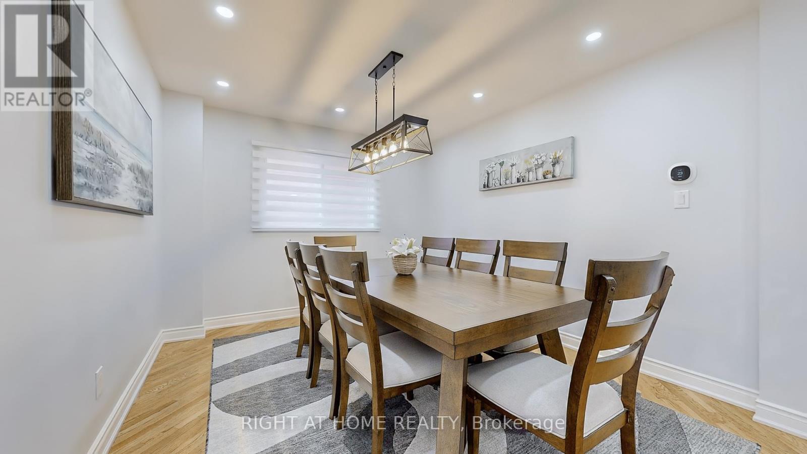 












5253 FLORAL HILL CRESCENT S

,
Mississauga (East Credit),




Ontario
L5V1V4

