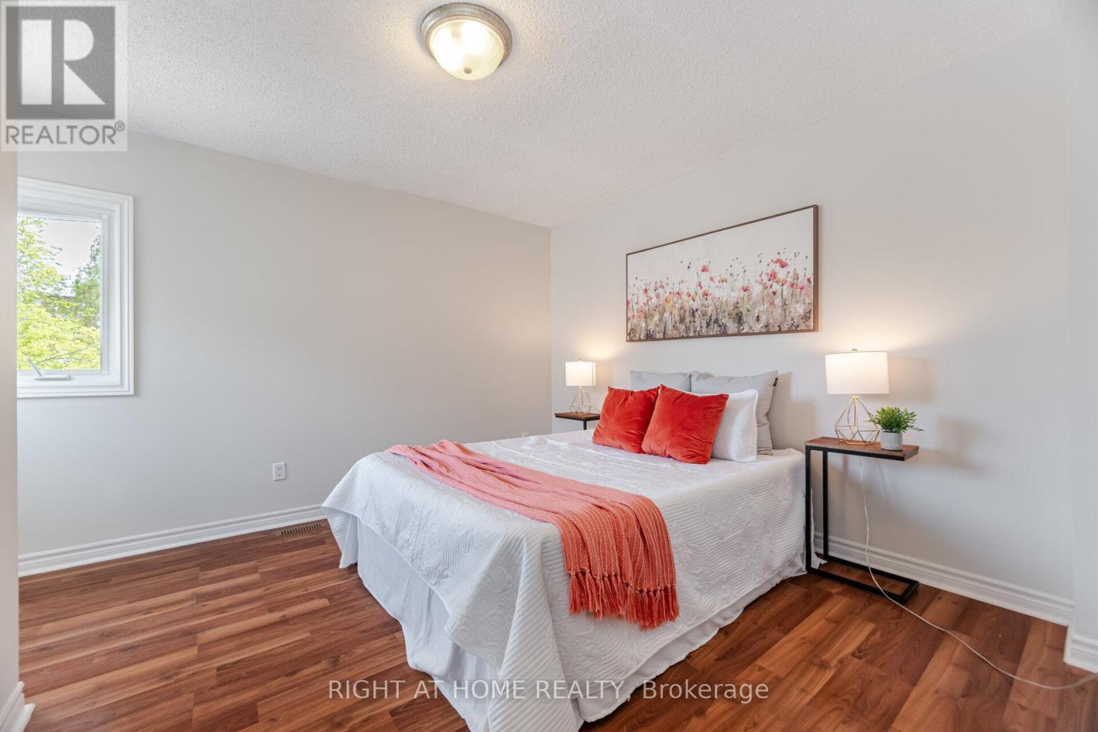 












98 - 3600 COLONIAL DRIVE

,
Mississauga (Erin Mills),




Ontario
L5L5P5

