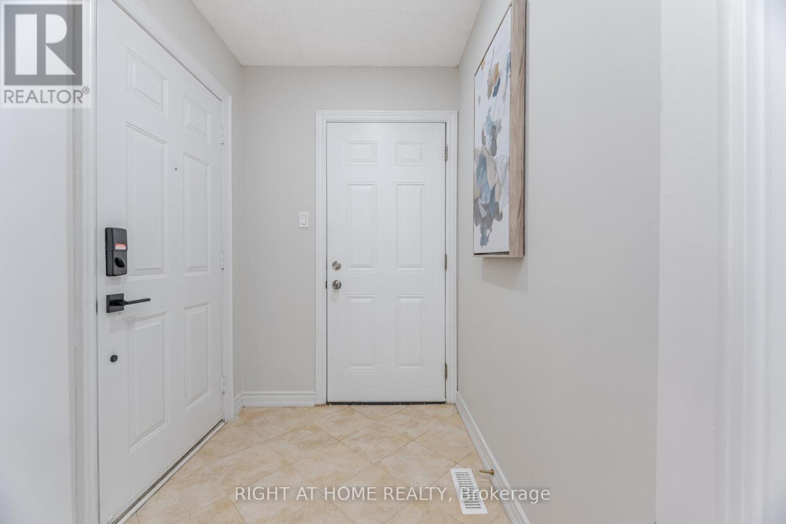 












98 - 3600 COLONIAL DRIVE

,
Mississauga (Erin Mills),




Ontario
L5L5P5

