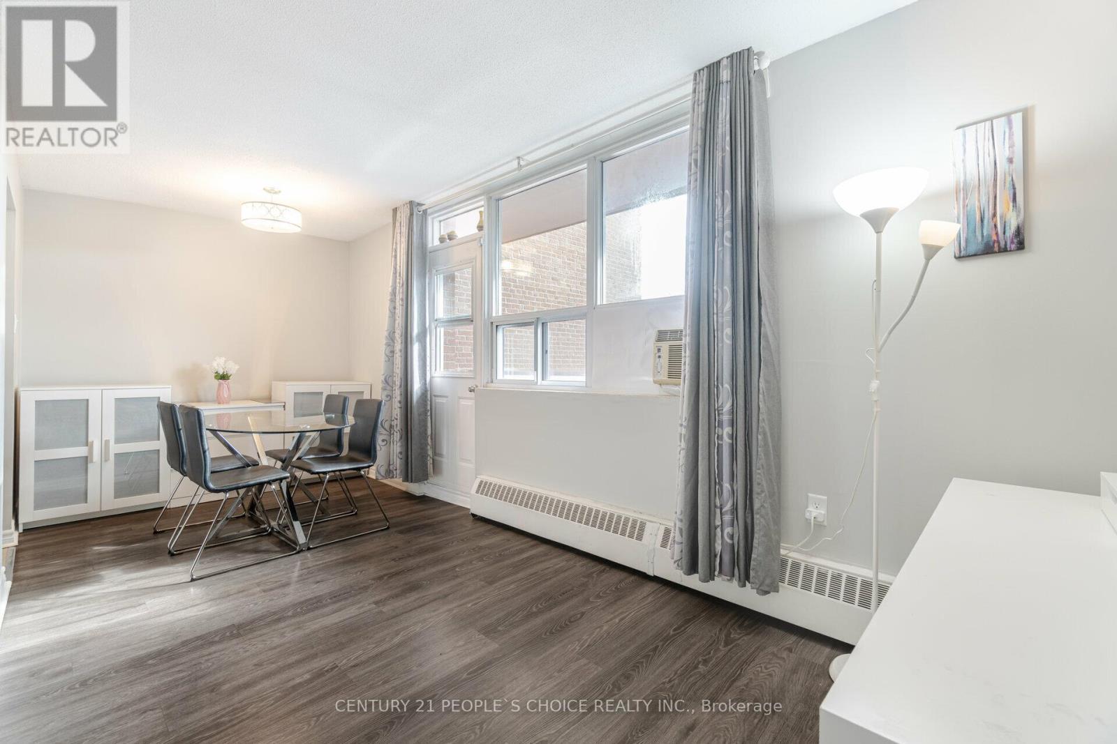 












205 - 3065 QUEEN FREDERICA DRIVE

,
Mississauga (Applewood),




Ontario
L4Y3A3

