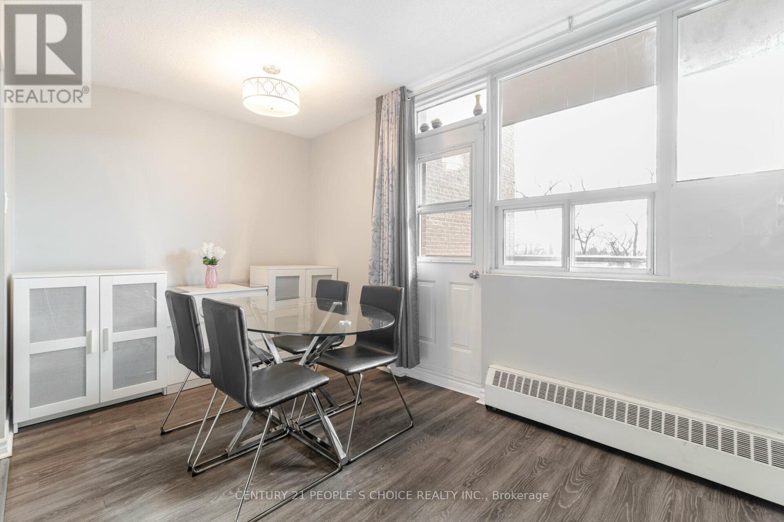 












205 - 3065 QUEEN FREDERICA DRIVE

,
Mississauga (Applewood),




Ontario
L4Y3A3

