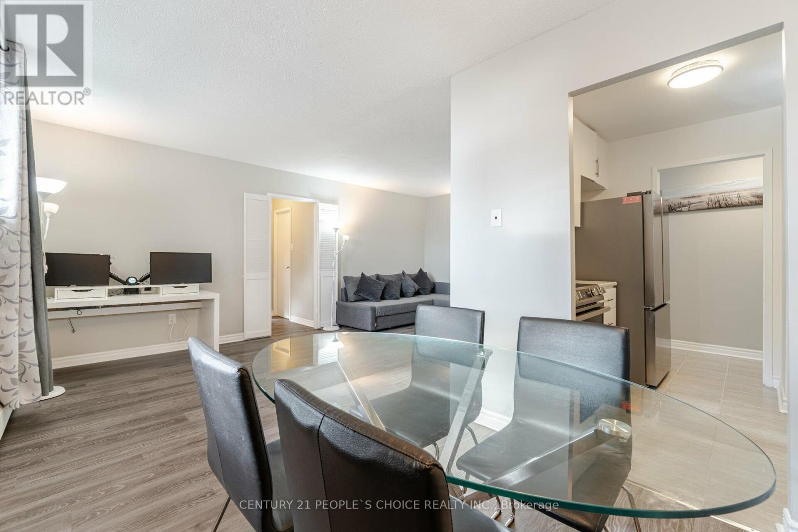 












205 - 3065 QUEEN FREDERICA DRIVE

,
Mississauga (Applewood),




Ontario
L4Y3A3

