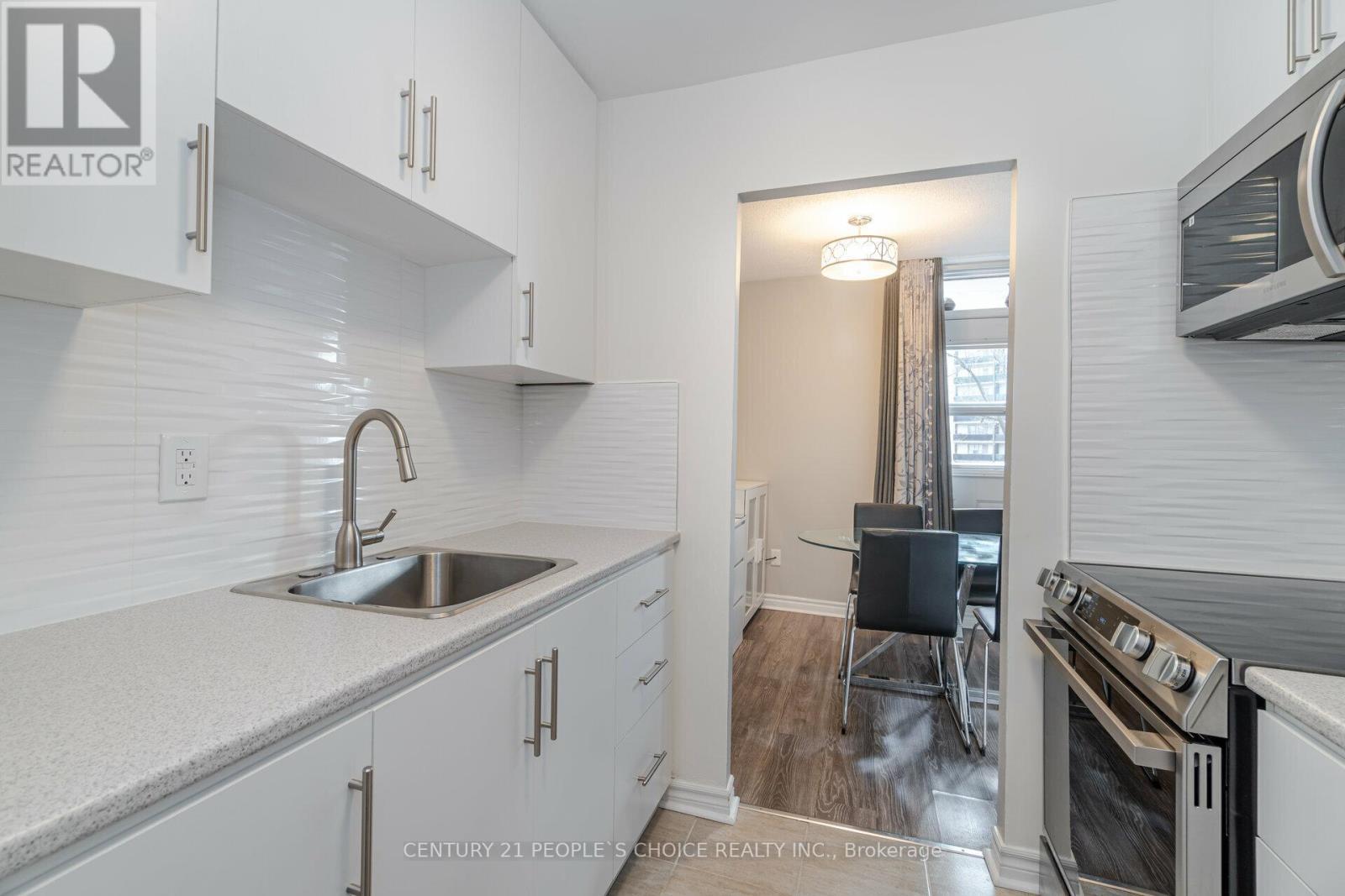 












205 - 3065 QUEEN FREDERICA DRIVE

,
Mississauga (Applewood),




Ontario
L4Y3A3

