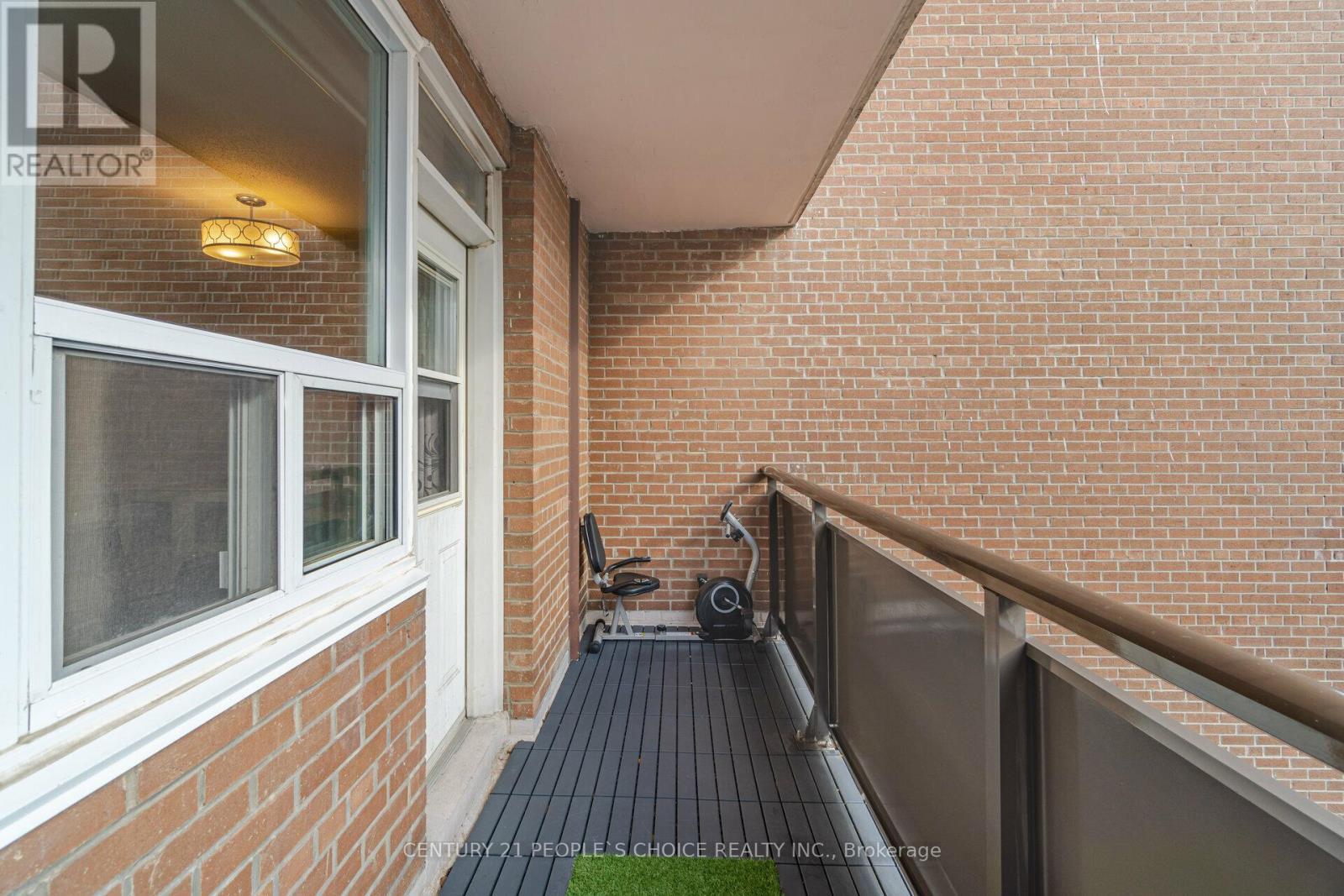 












205 - 3065 QUEEN FREDERICA DRIVE

,
Mississauga (Applewood),




Ontario
L4Y3A3

