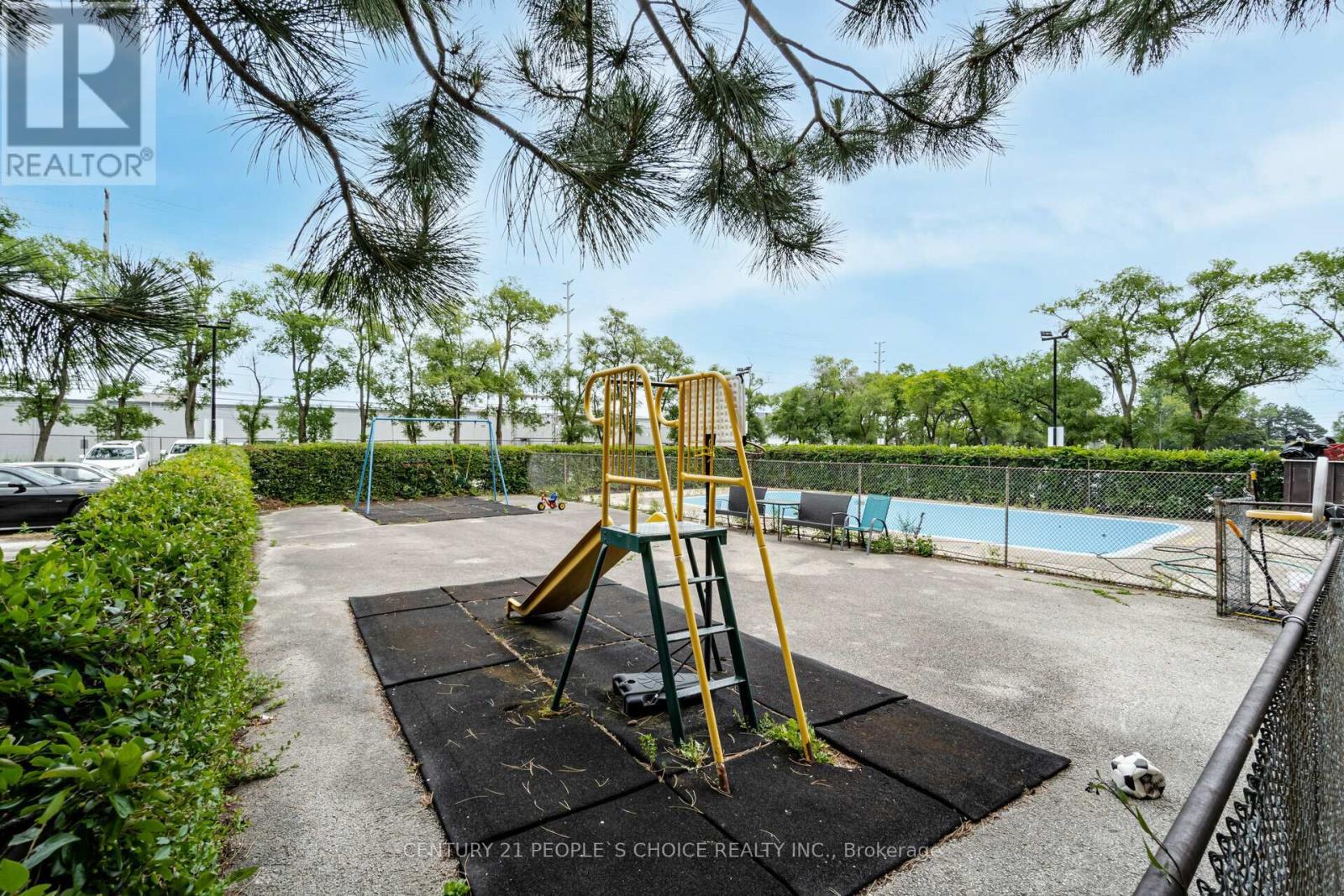 












205 - 3065 QUEEN FREDERICA DRIVE

,
Mississauga (Applewood),




Ontario
L4Y3A3

