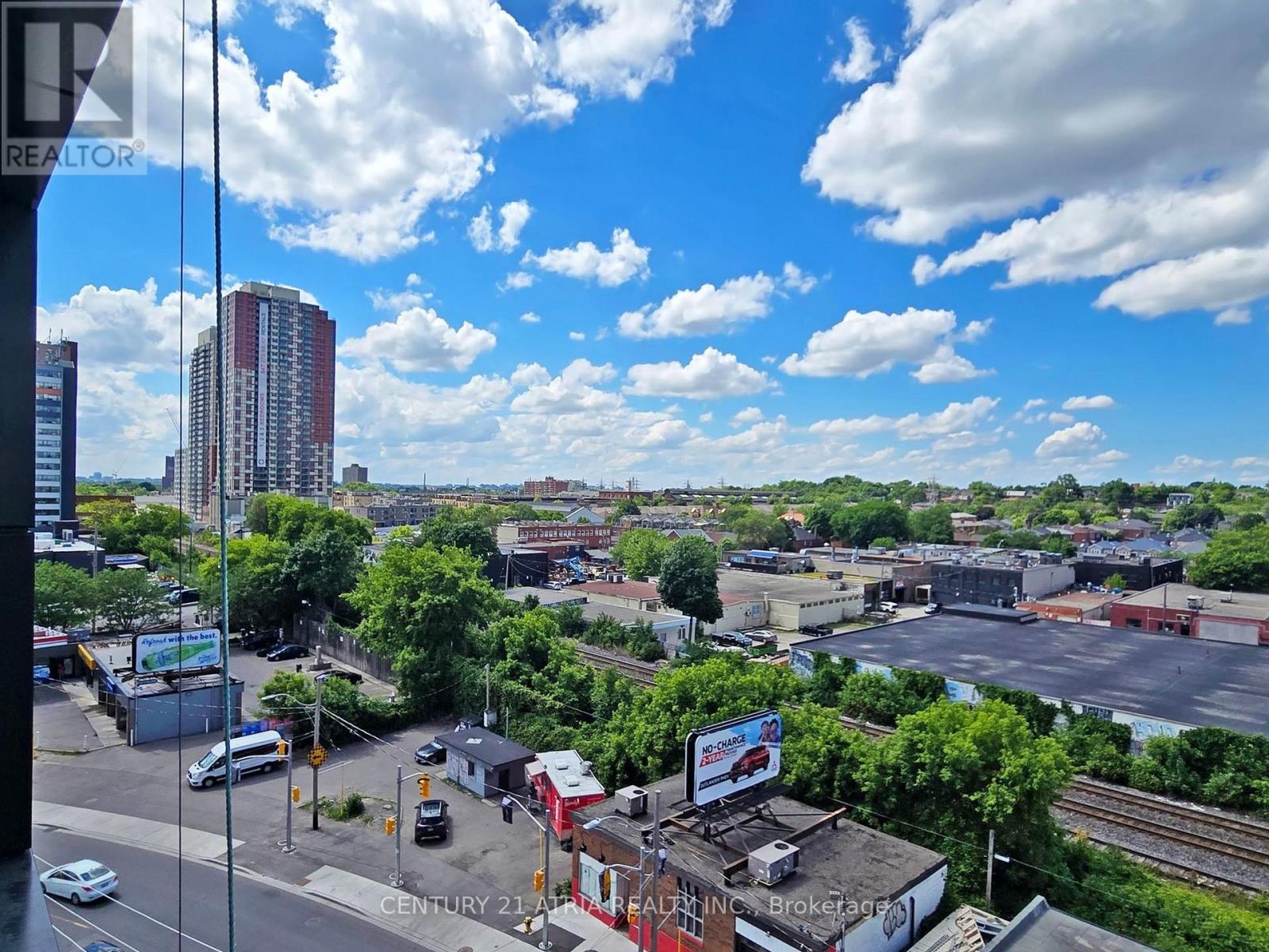 












605 - 1285 DUPONT STREET

,
Toronto (Dovercourt-Wallace Emerson-Junction),




Ontario
M6H2A6

