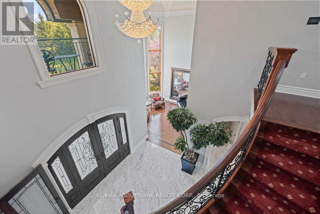 












2659 2 SIDE ROAD

,
Burlington,




Ontario
L7M0T7

