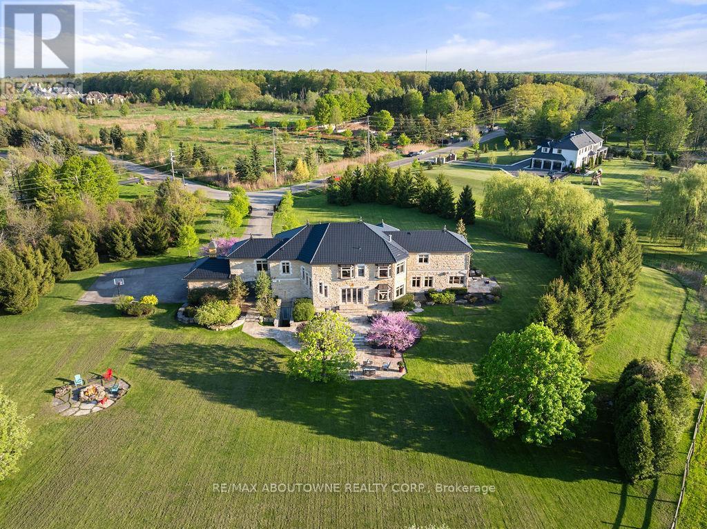 












2659 2 SIDE ROAD

,
Burlington,




Ontario
L7M0T7

