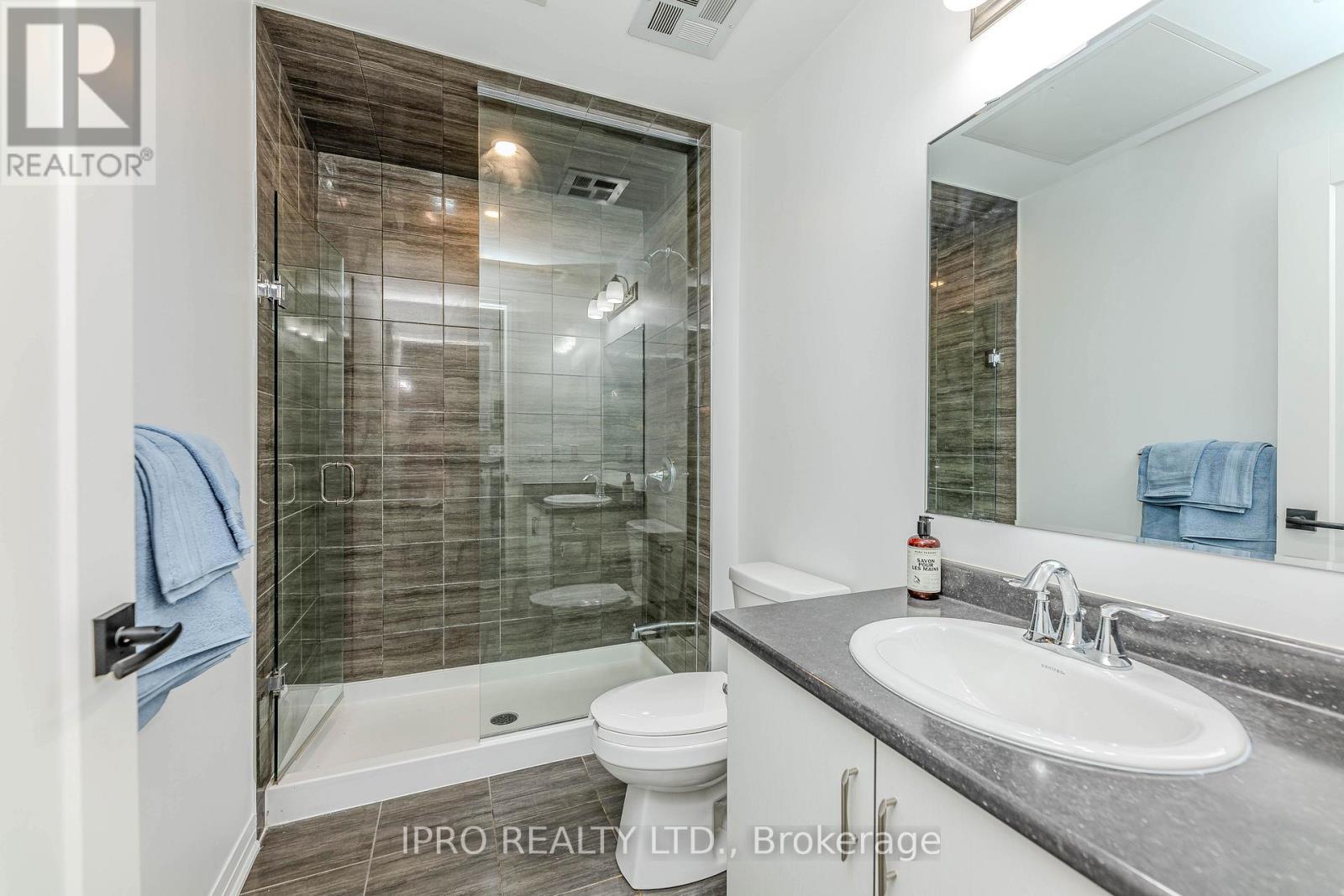 












121 - 102 GROVEWOOD COMMON

,
Oakville (GO Glenorchy),




Ontario
L6H0X2

