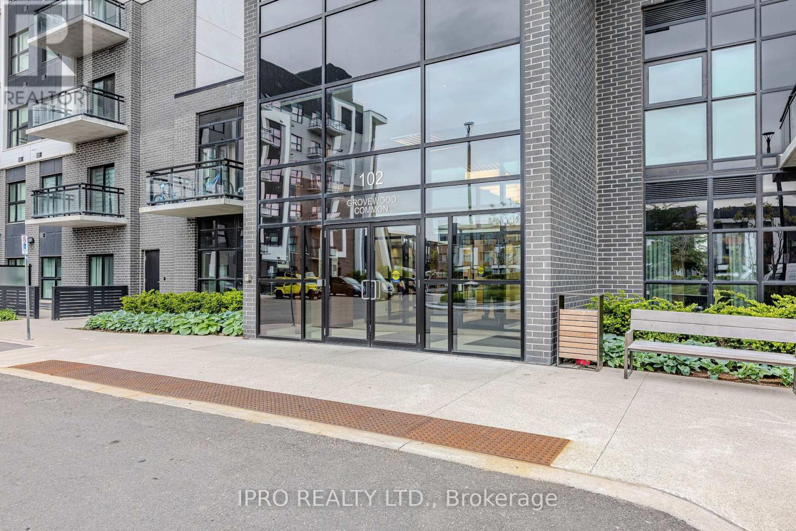 












121 - 102 GROVEWOOD COMMON

,
Oakville (GO Glenorchy),




Ontario
L6H0X2

