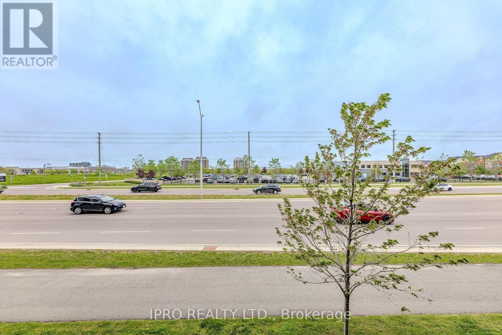 












121 - 102 GROVEWOOD COMMON

,
Oakville (GO Glenorchy),




Ontario
L6H0X2

