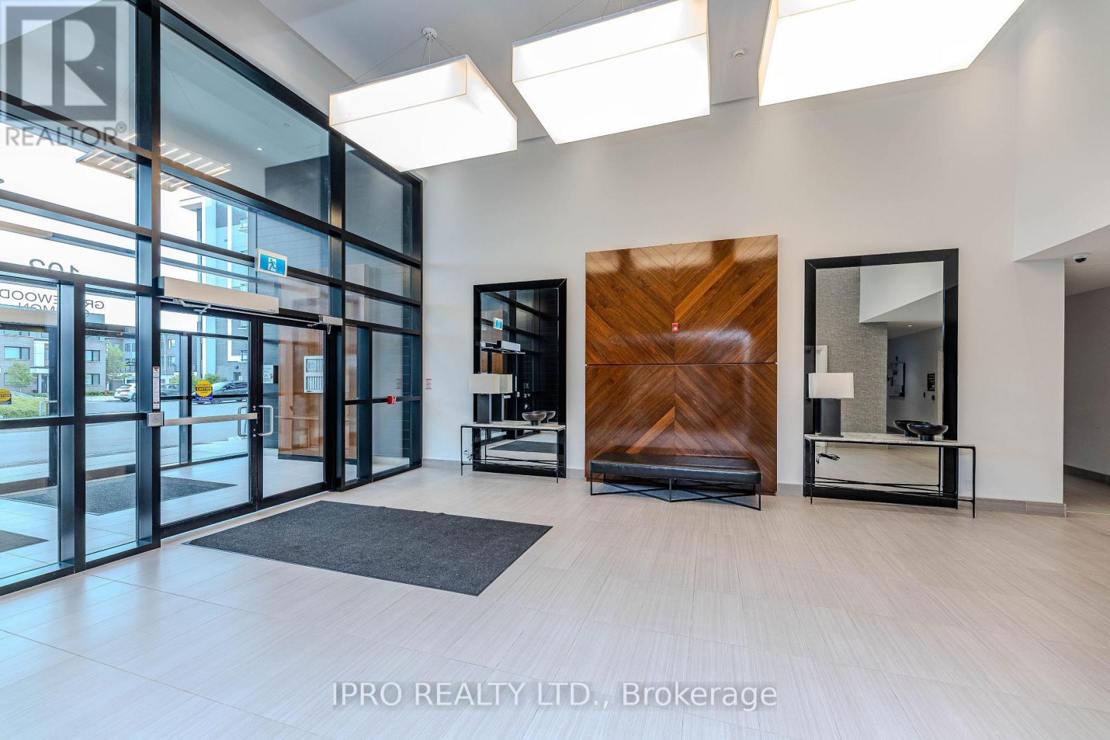 












121 - 102 GROVEWOOD COMMON

,
Oakville (GO Glenorchy),




Ontario
L6H0X2

