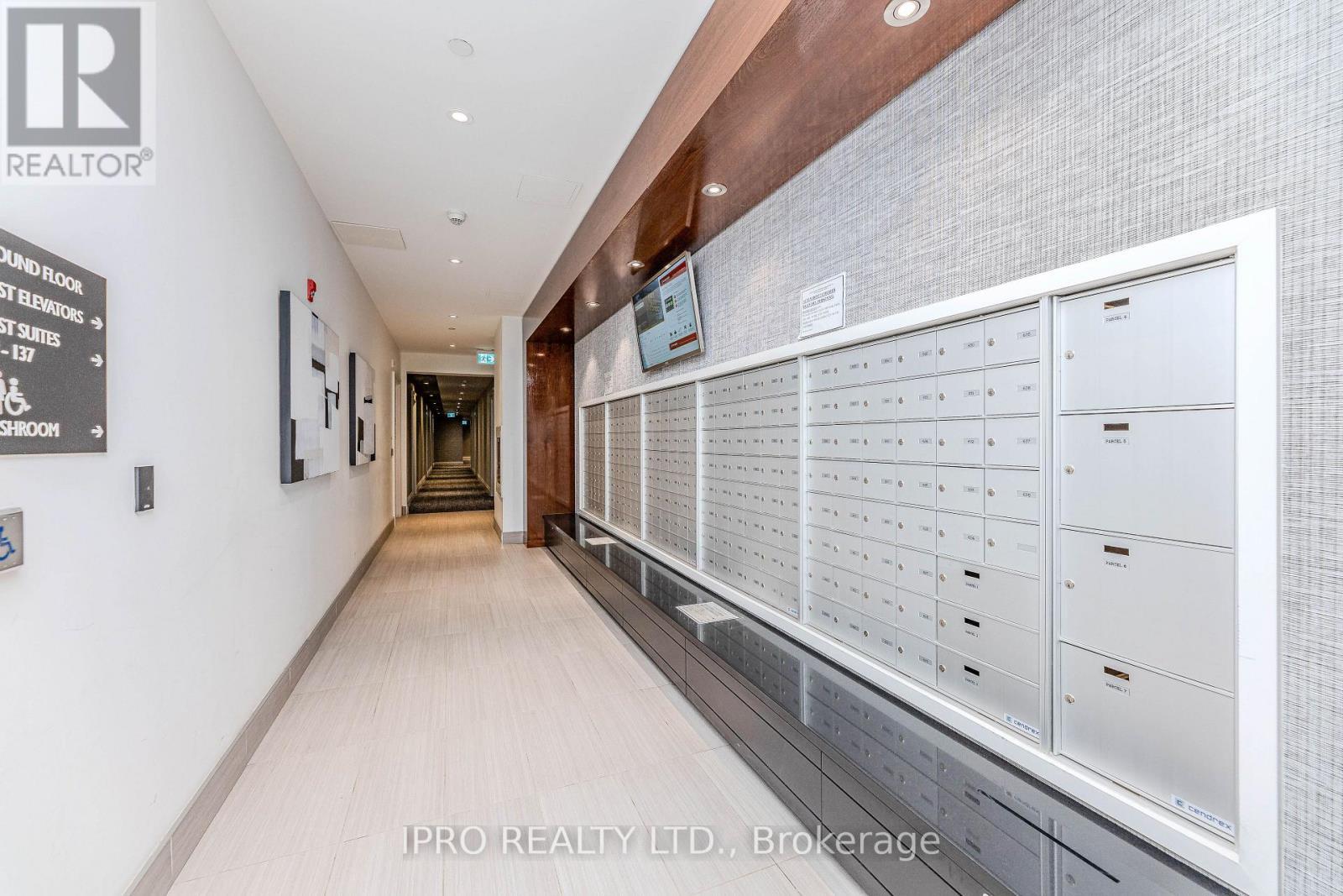 












121 - 102 GROVEWOOD COMMON

,
Oakville (GO Glenorchy),




Ontario
L6H0X2

