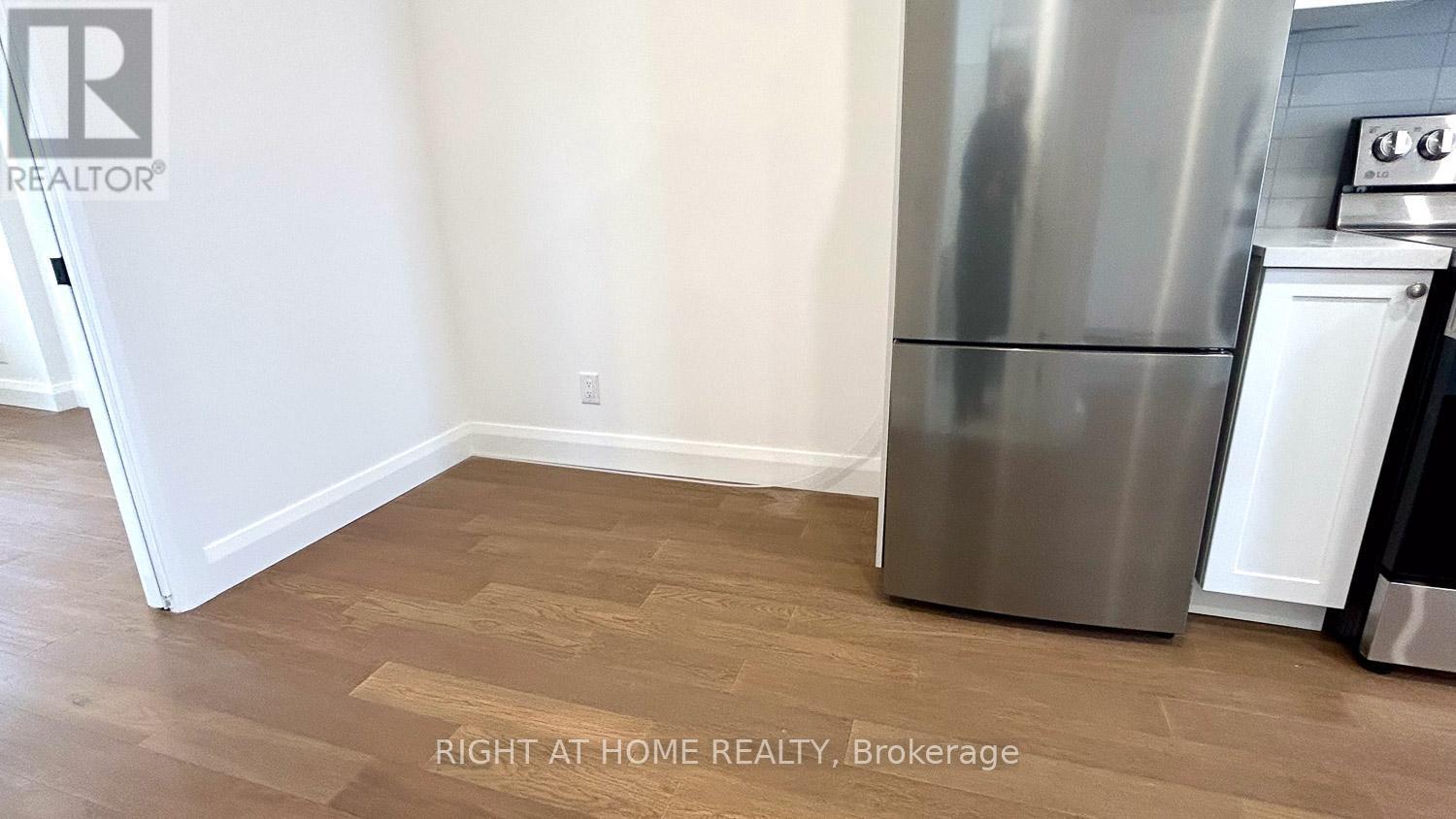 












GARDEN SUITE - 21 NORTHGATE DRIVE

,
Toronto (Downsview-Roding-CFB),




Ontario
M3K1R1

