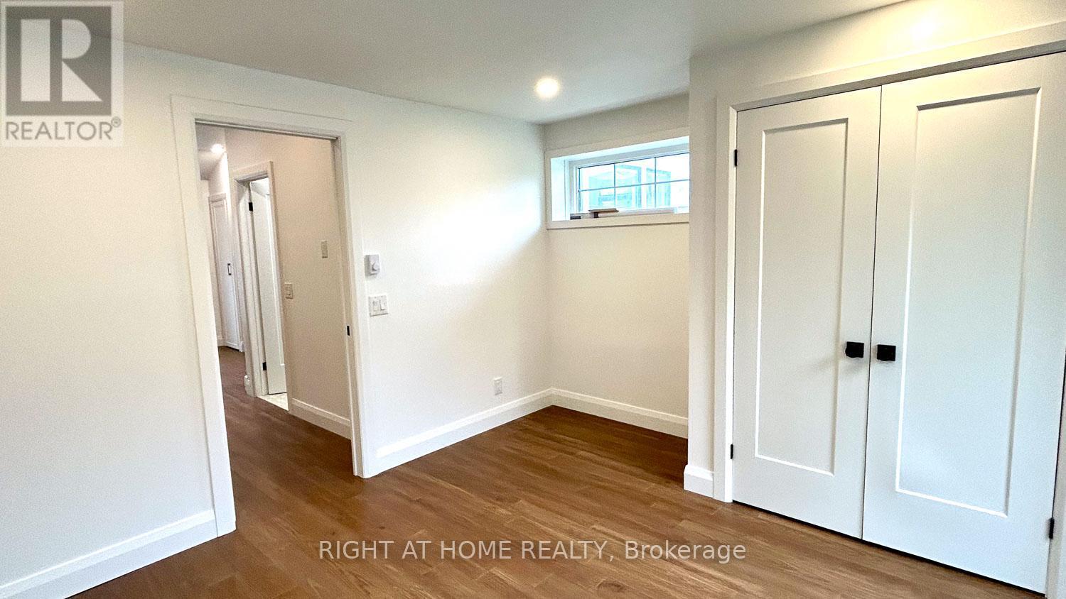 












GARDEN SUITE - 21 NORTHGATE DRIVE

,
Toronto (Downsview-Roding-CFB),




Ontario
M3K1R1

